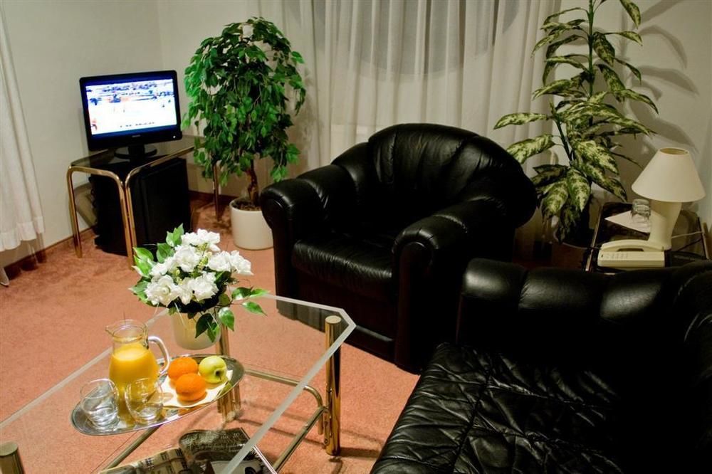 Interhotel America Písek Extérieur photo