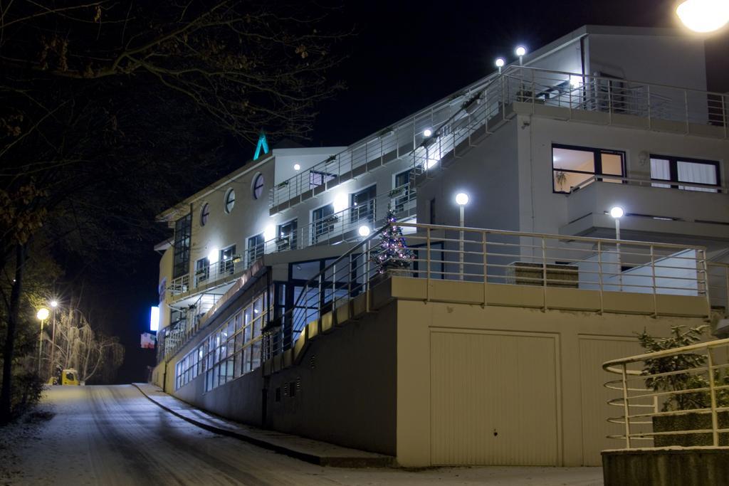 Interhotel America Písek Extérieur photo