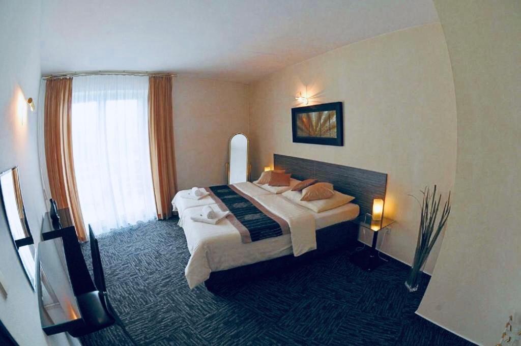 Interhotel America Písek Extérieur photo